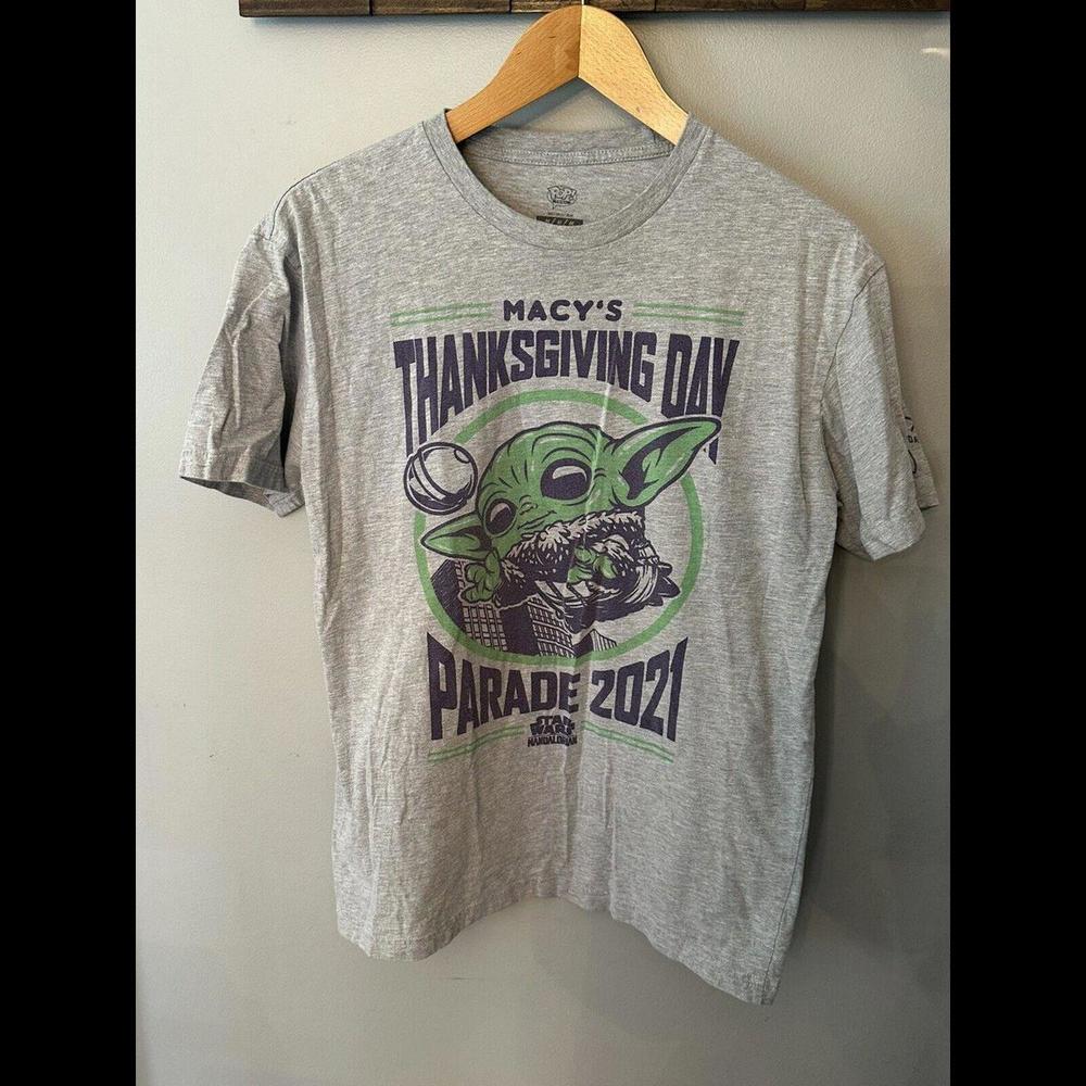 Funko‎ Star Wars Grogu Macy’s Thanksgiving Day Parade 2021 T-shirt M GUC